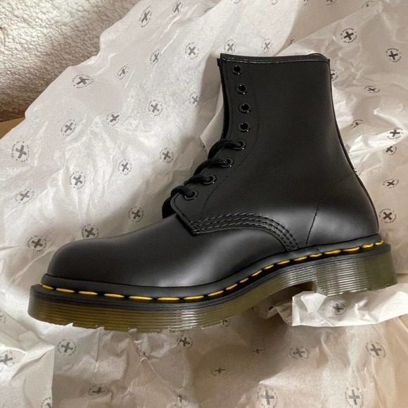 Dr. Martens Pascal lace-up Combat Boots size 7 NWT - Picture 6 of 7